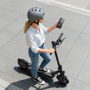 iScooter i9Ultra Electric Scooter: High-Speed Urban Commute & Leisure Rides